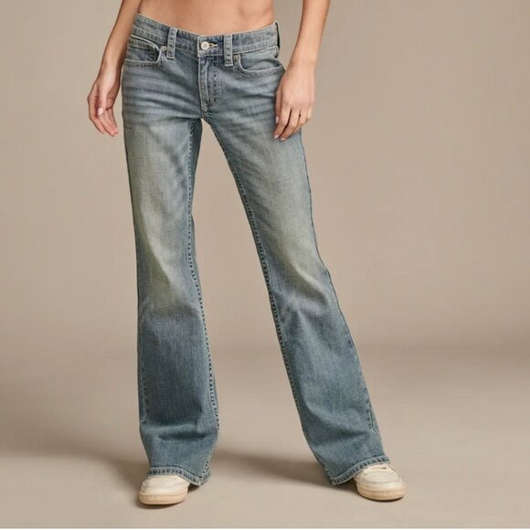 Lucky Brand lowrise bootleg jeans (32, classic blue) - Picture 9 of 11